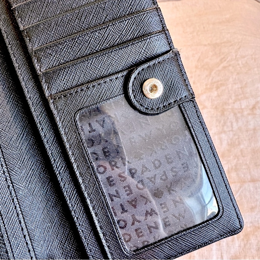 Kate Spade Wallet - Picture 8 of 8